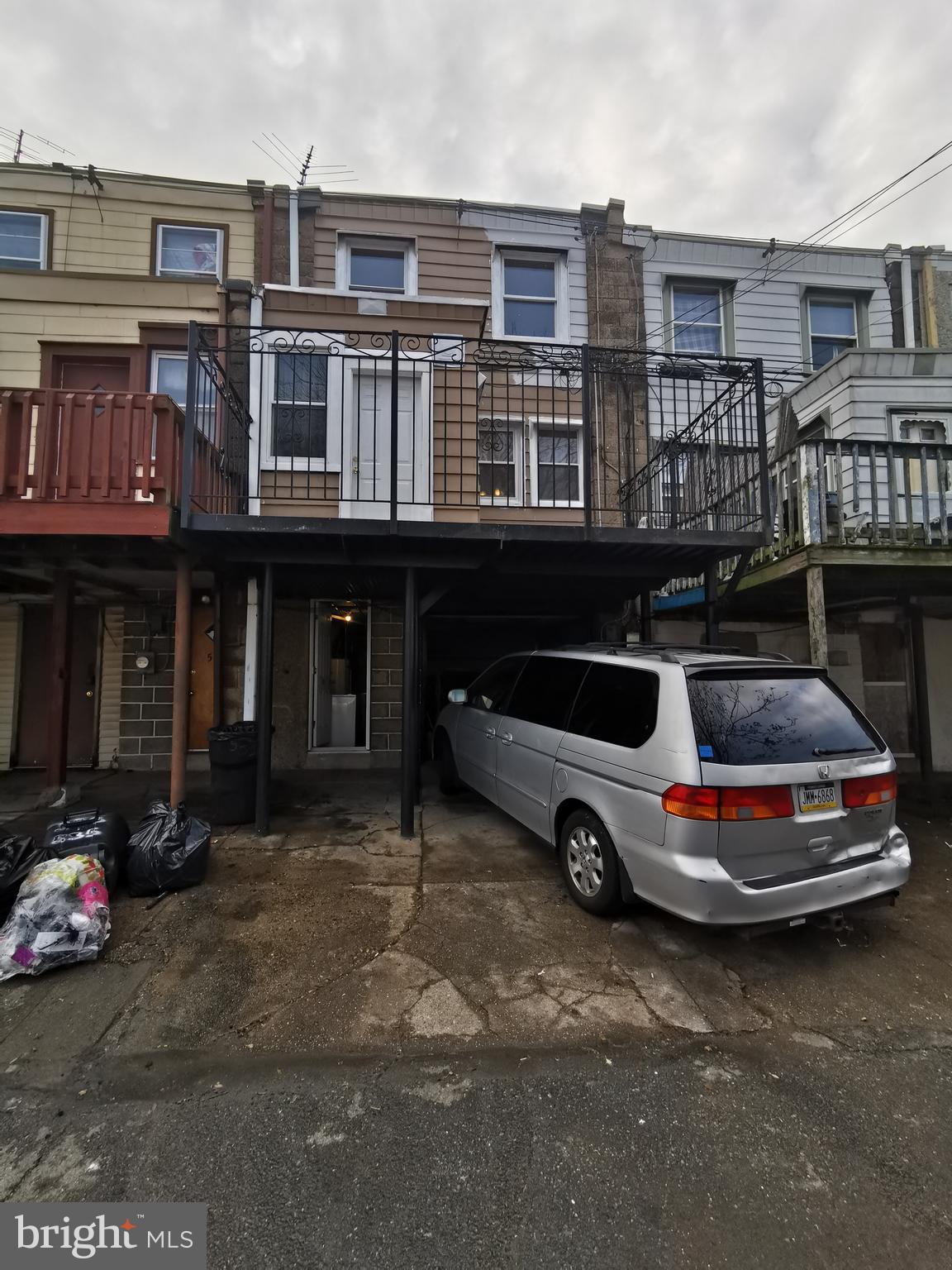 533 Millbank Road Upper Darby, PA 19082 - Photo 4 of 15