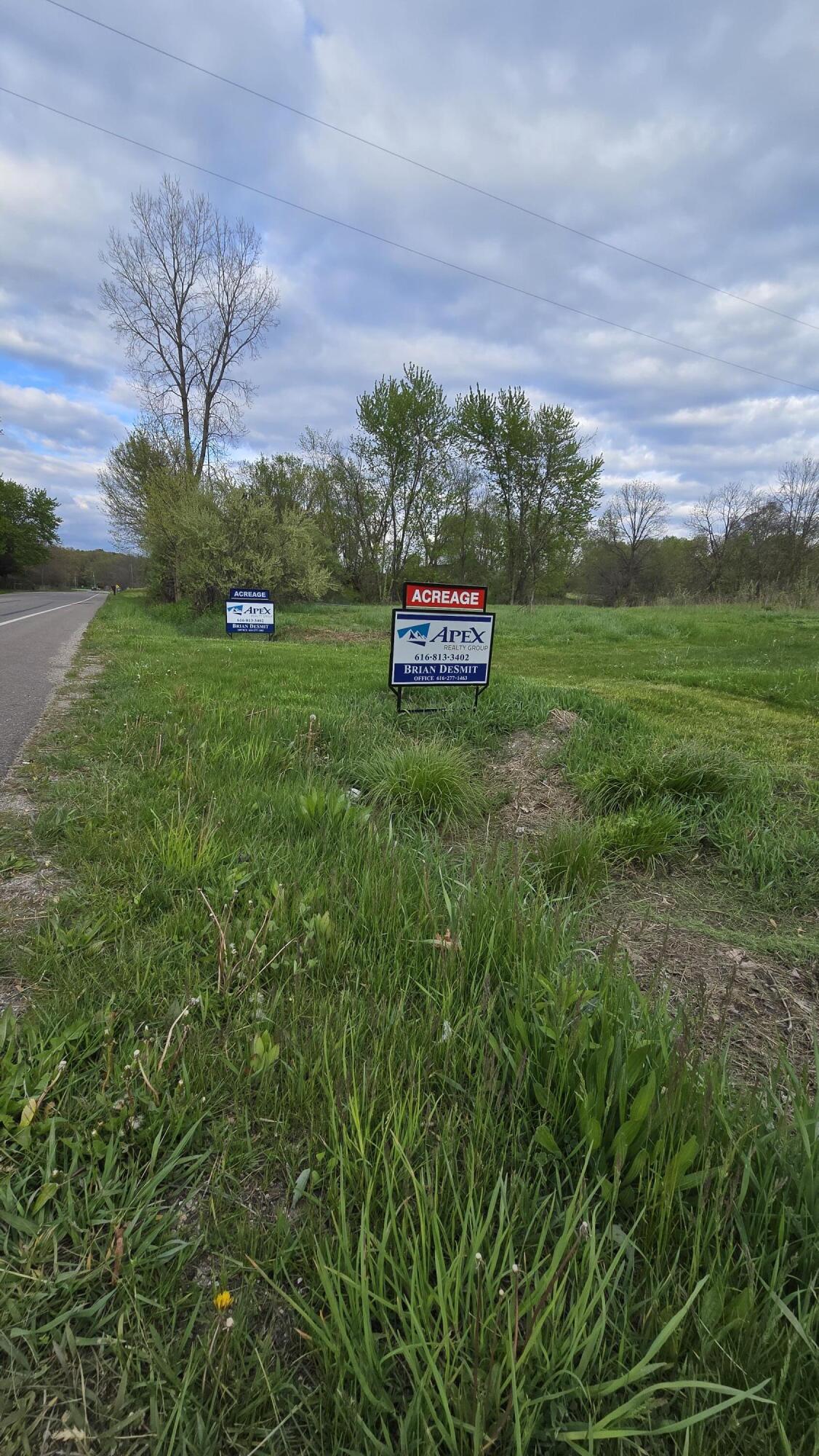 690 Pierce Road Plainwell, MI 49080 - Photo 2 of 70 20260506_192204