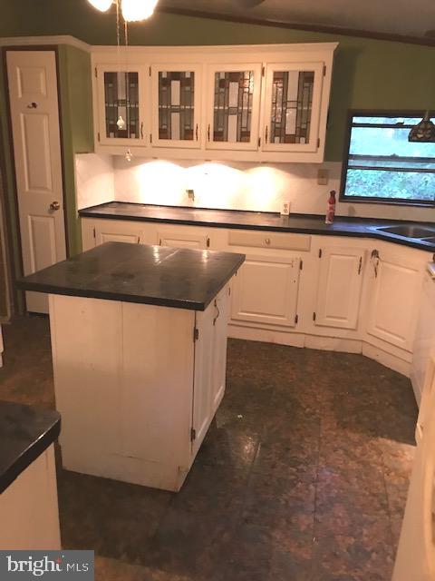 67 Cunning Fox Road Harpers Ferry, WV 25425 - Photo 5 of 14 Gallery Image 5