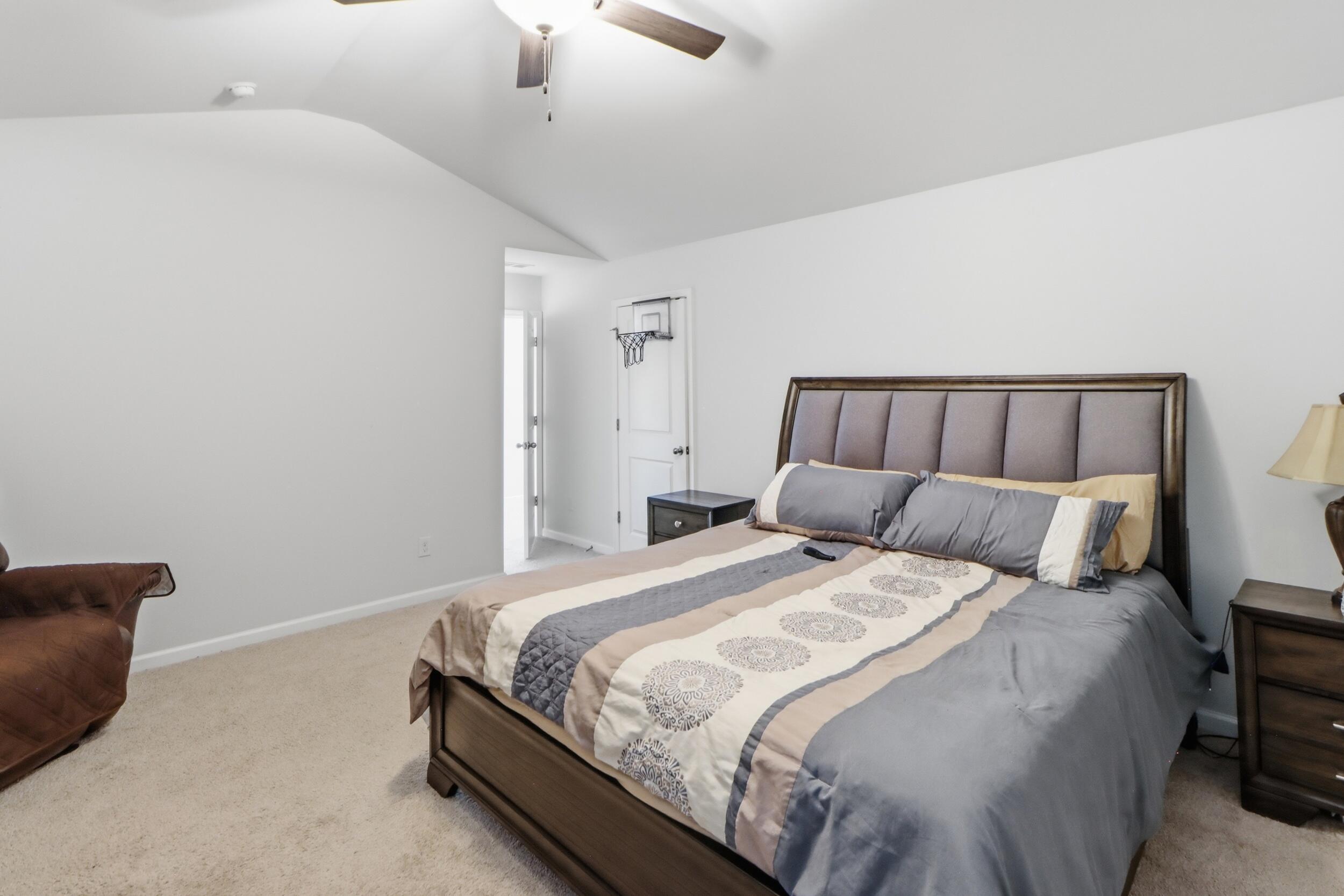 425 Ribbon Road Summerville, SC 29483 - Photo 16 of 36 Primary Bedroom