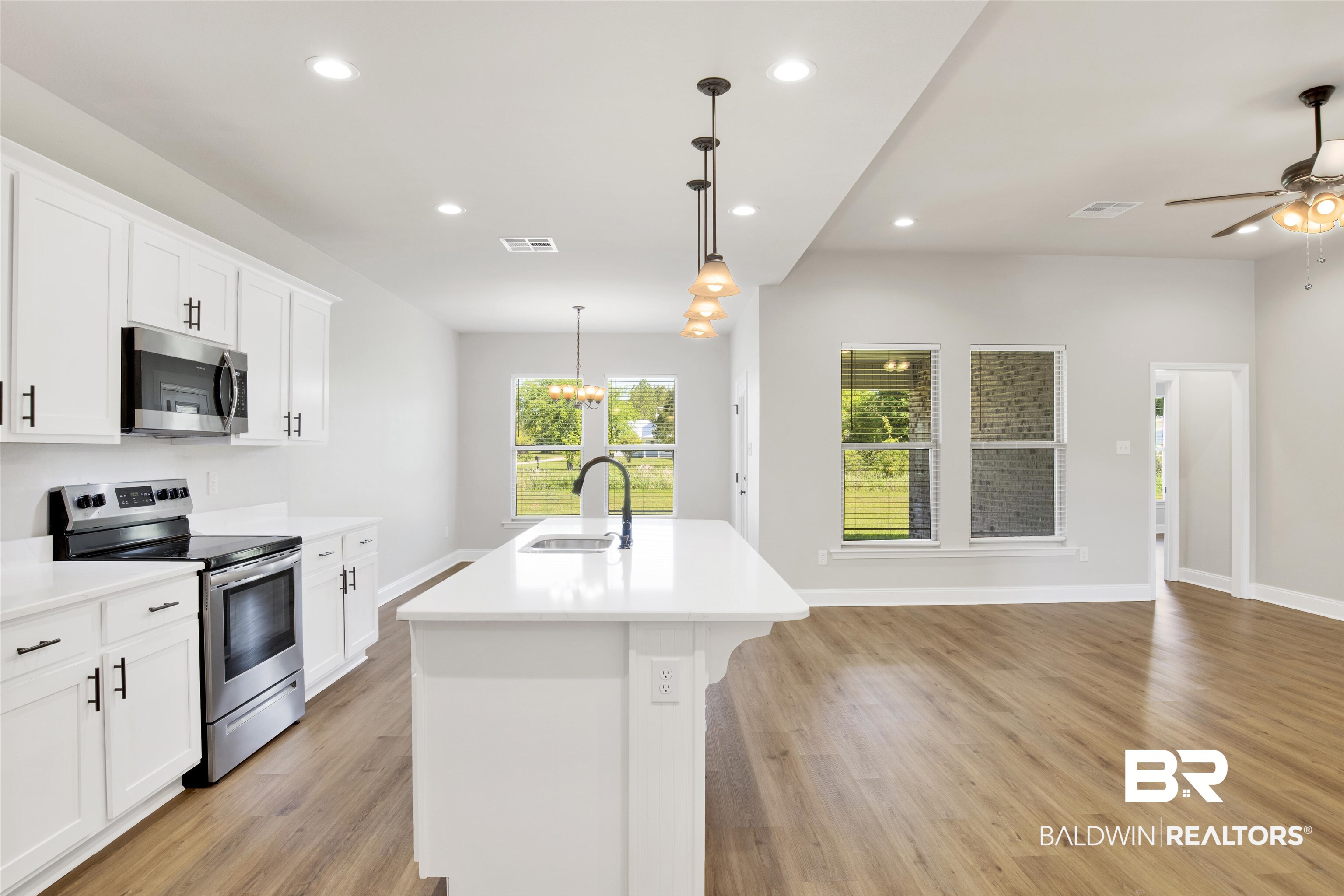 1025 Stella Road Foley, AL 36535 - Photo 8 of 31