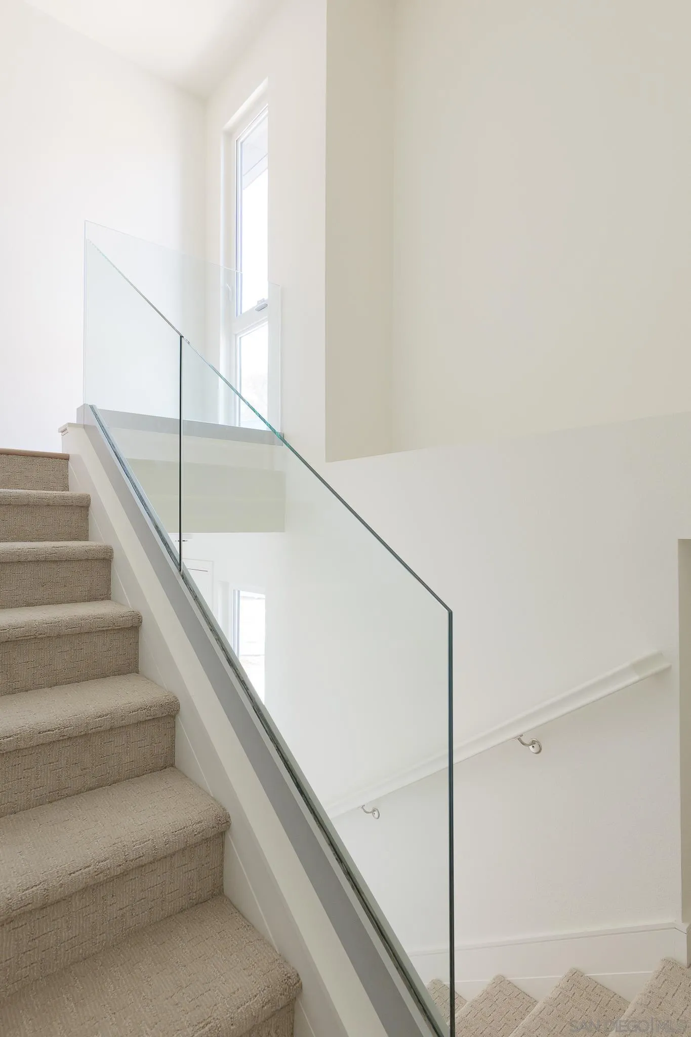 8252 High Street La Mesa, CA 91941 - Photo 11 of 23 a view of entryway