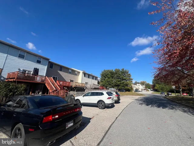 a car parked in front of a building
