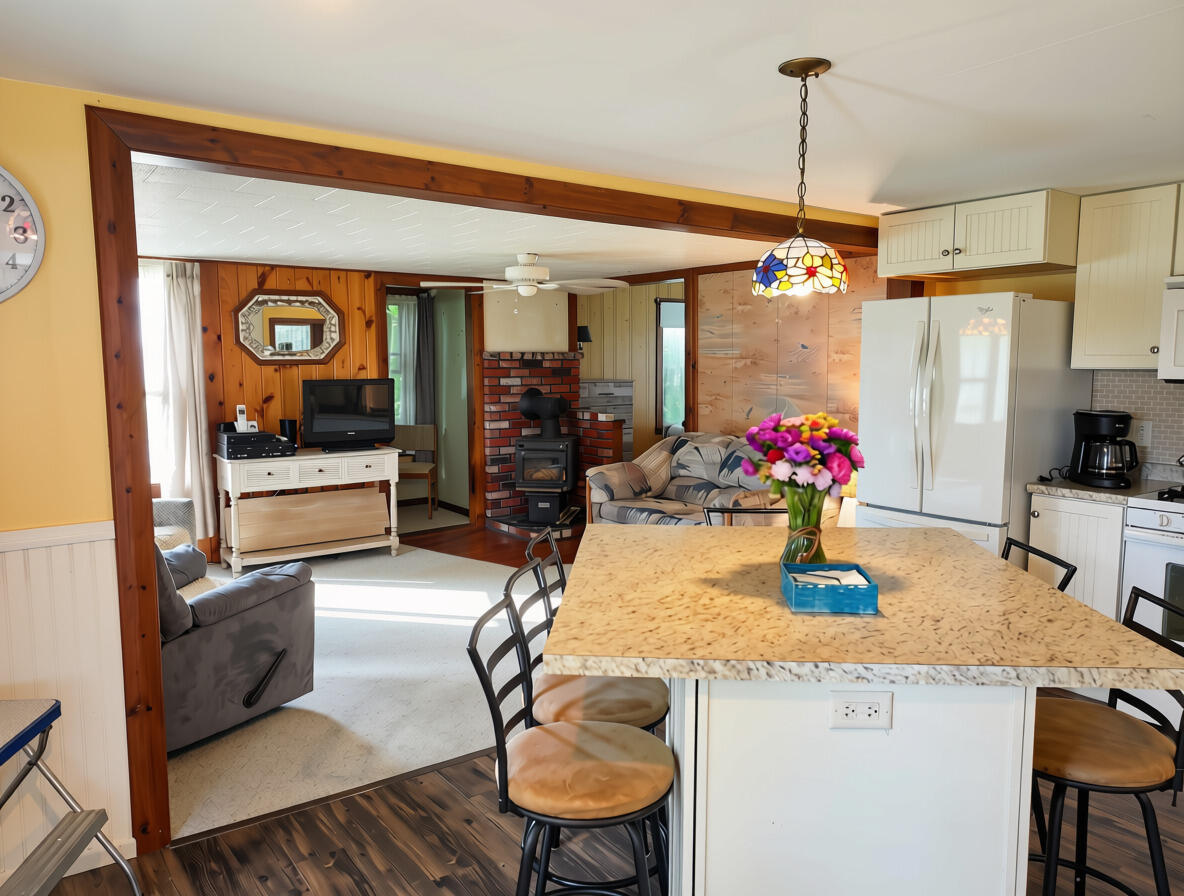 241 Leeds Junction Road Wales, ME 04280 - Photo 16 of 44 Kitchen