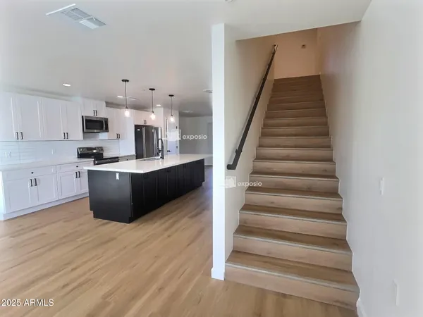 $2,700 | 2502 East Paradise Lane, Unit 6, Phoenix, AZ 85032