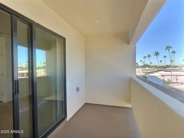 $2,550 | 2502 East Paradise Lane, Unit 1, Phoenix, AZ 85032
