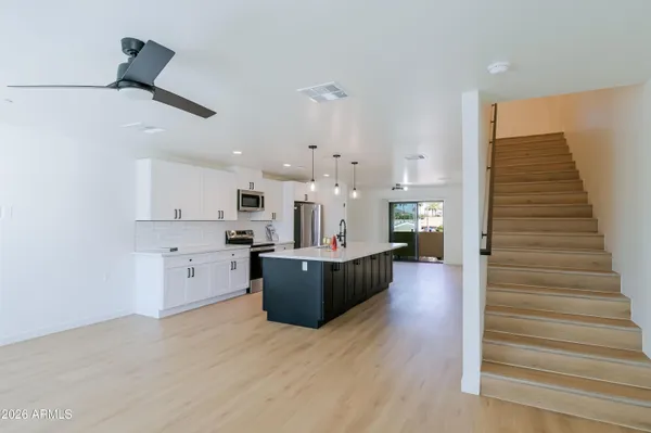 $2,550 | 2502 East Paradise Lane, Unit 1, Phoenix, AZ 85032