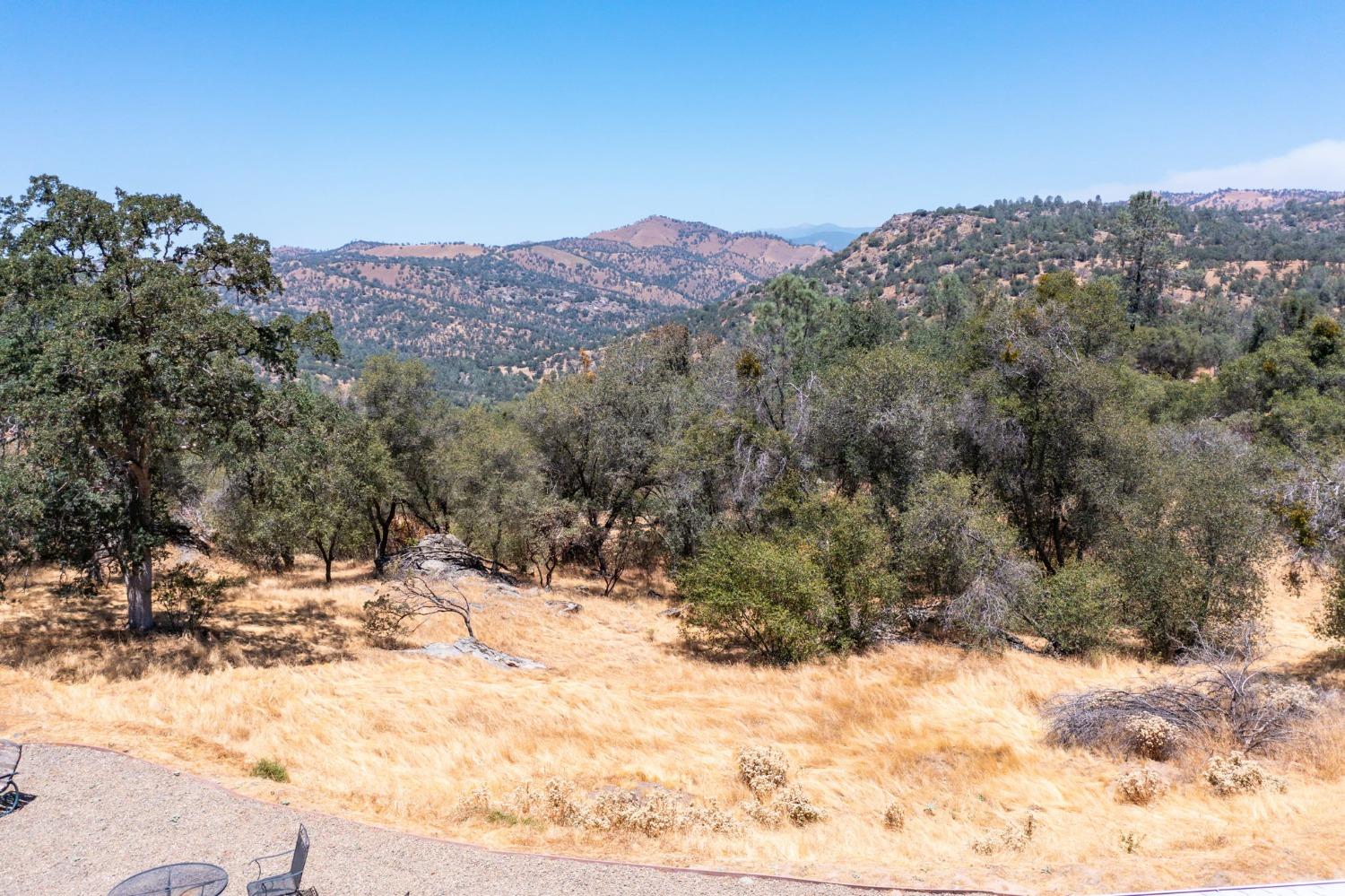 43142 Ellen Mine Road Coarsegold, CA 93614 - Photo 26 of 29 a view of a snow on the mountain