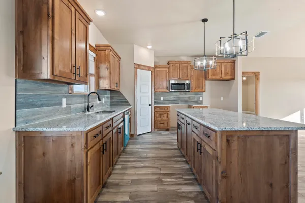 $374,900 | 12413 North C R 2900, Lubbock, TX 79403