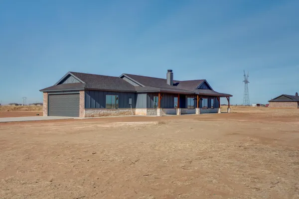 $374,900 | 12413 North C R 2900, Lubbock, TX 79403
