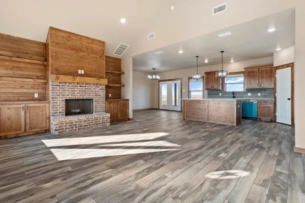 $374,900 | 12413 North C R 2900, Lubbock, TX 79403