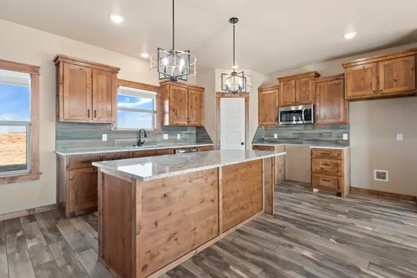 $374,900 | 12413 North C R 2900, Lubbock, TX 79403