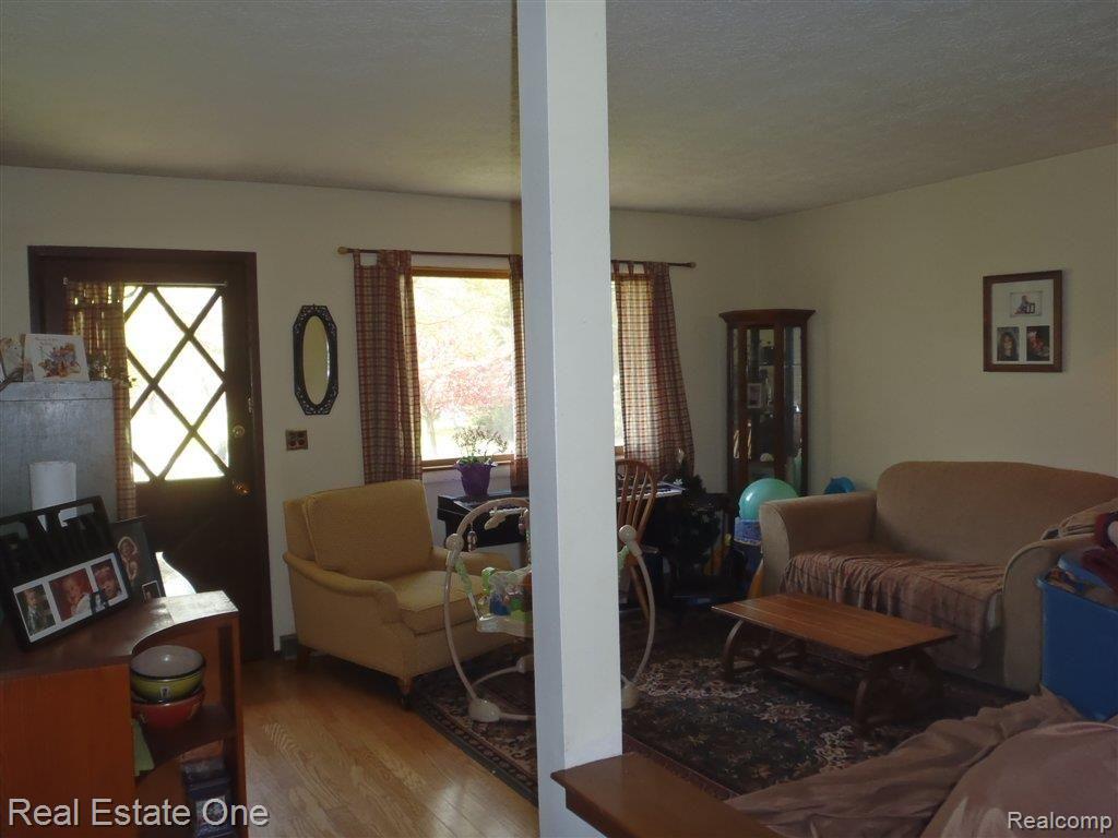 2891 Lannen Road Howell, MI 48855 - Photo 11 of 24 LANNEN 011.JPG