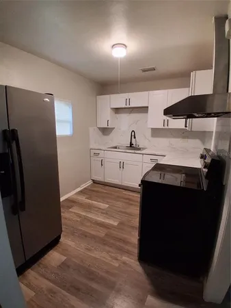 $2,700 | 506 North Macdill Avenue, Tampa, FL 33609