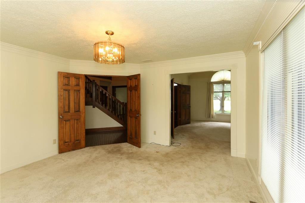 588 Vehslage Road Seymour, IN 47274 - Photo 14 of 20 Gallery Image 14