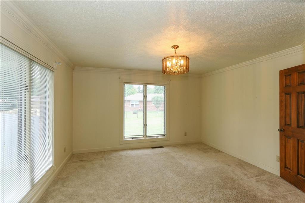 588 Vehslage Road Seymour, IN 47274 - Photo 4 of 20 Gallery Image 4