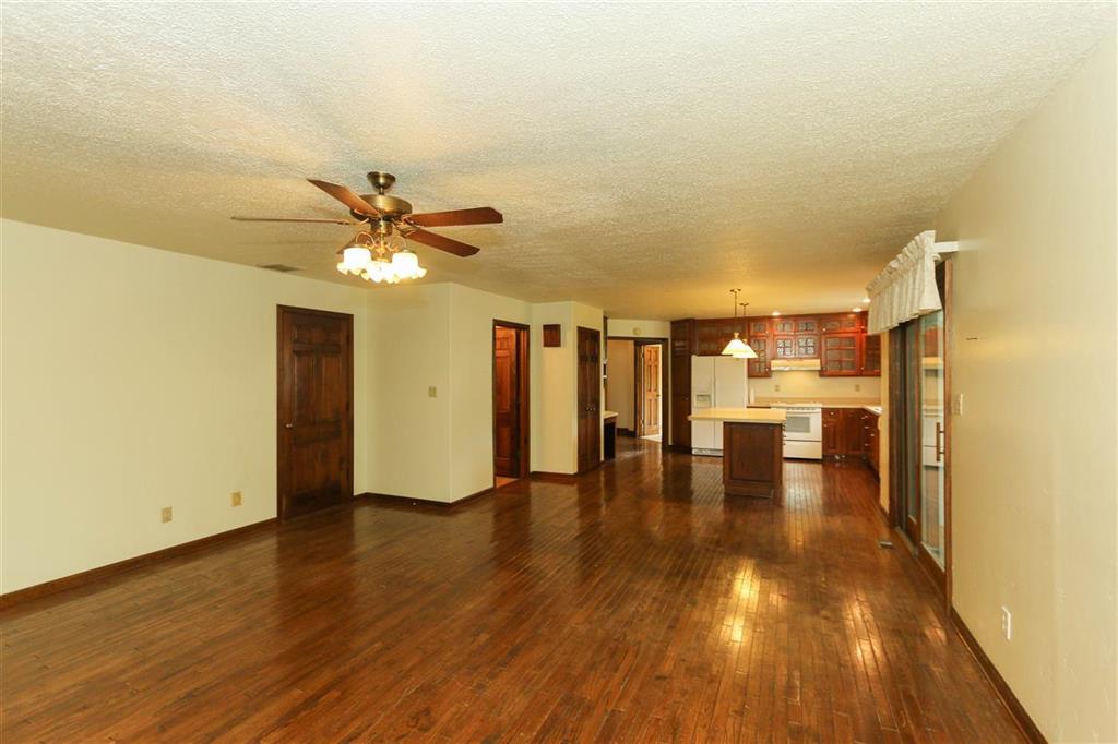 588 Vehslage Road Seymour, IN 47274 - Photo 6 of 20 Gallery Image 6