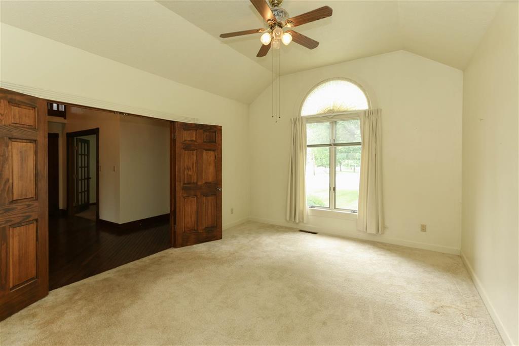 588 Vehslage Road Seymour, IN 47274 - Photo 8 of 20 Gallery Image 8