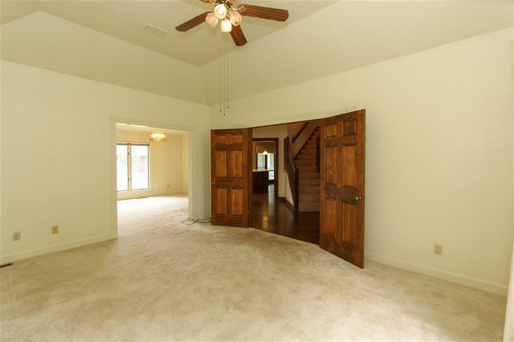588 Vehslage Road Seymour, IN 47274 - Photo 9 of 20 Gallery Image 9