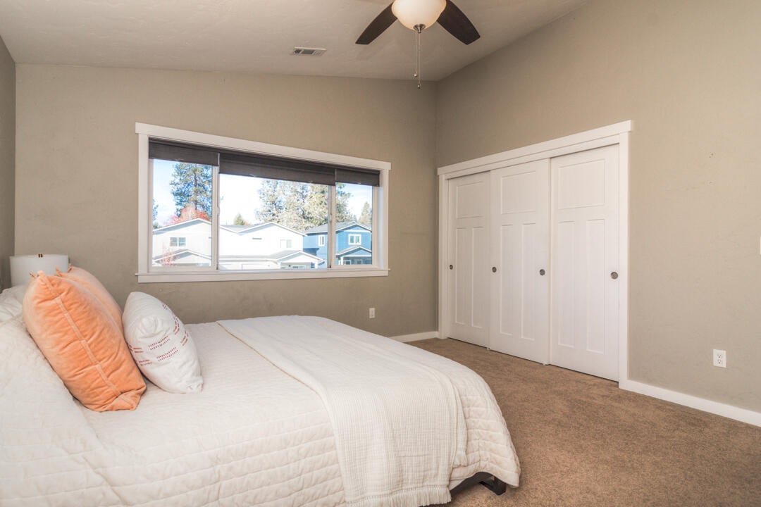 520 Southeast Reed Market Road Bend, OR 97702 - Photo 19 of 25 primary