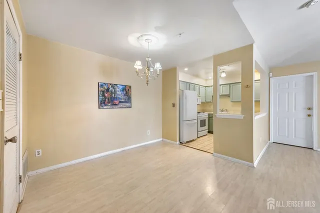 $2,300 | 1036 Waterford Drive, Edison, NJ 08817