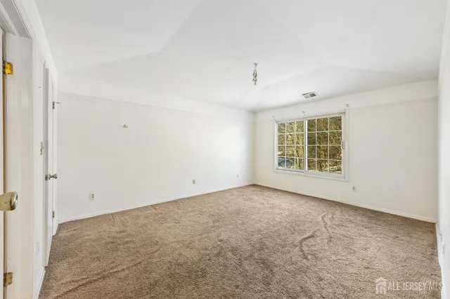 $2,300 | 1036 Waterford Drive, Edison, NJ 08817