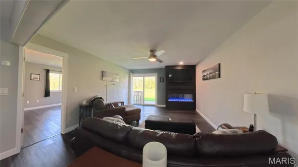 $159,000 | 218 Shoreline Drive, Unit 3, O'Fallon, IL 62269