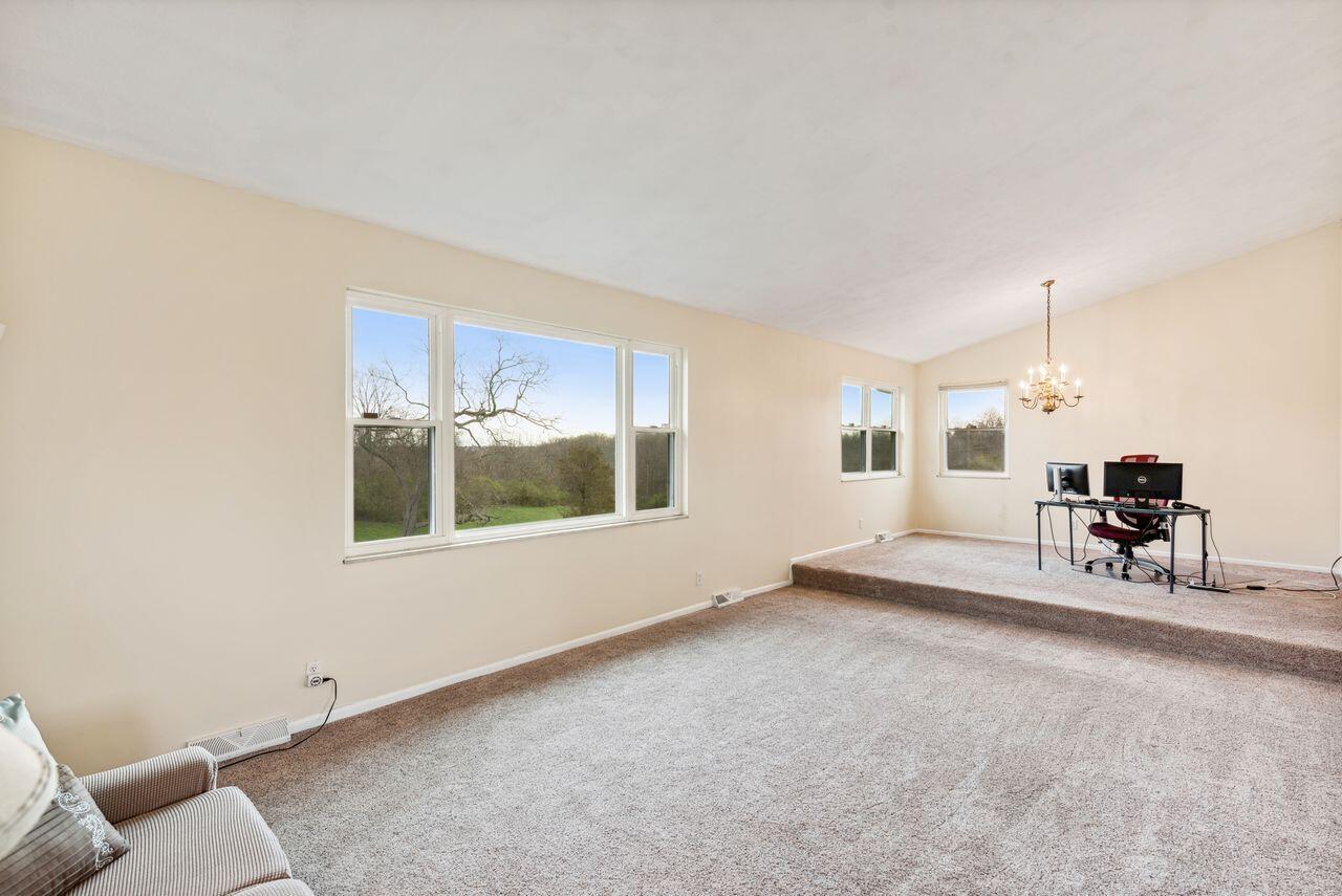 9121 Washington Trace Road California, KY 41007 - Photo 6 of 41