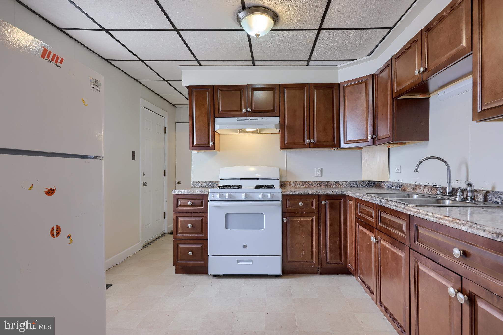 606 High Street Lancaster, PA 17603 - Photo 14 of 29