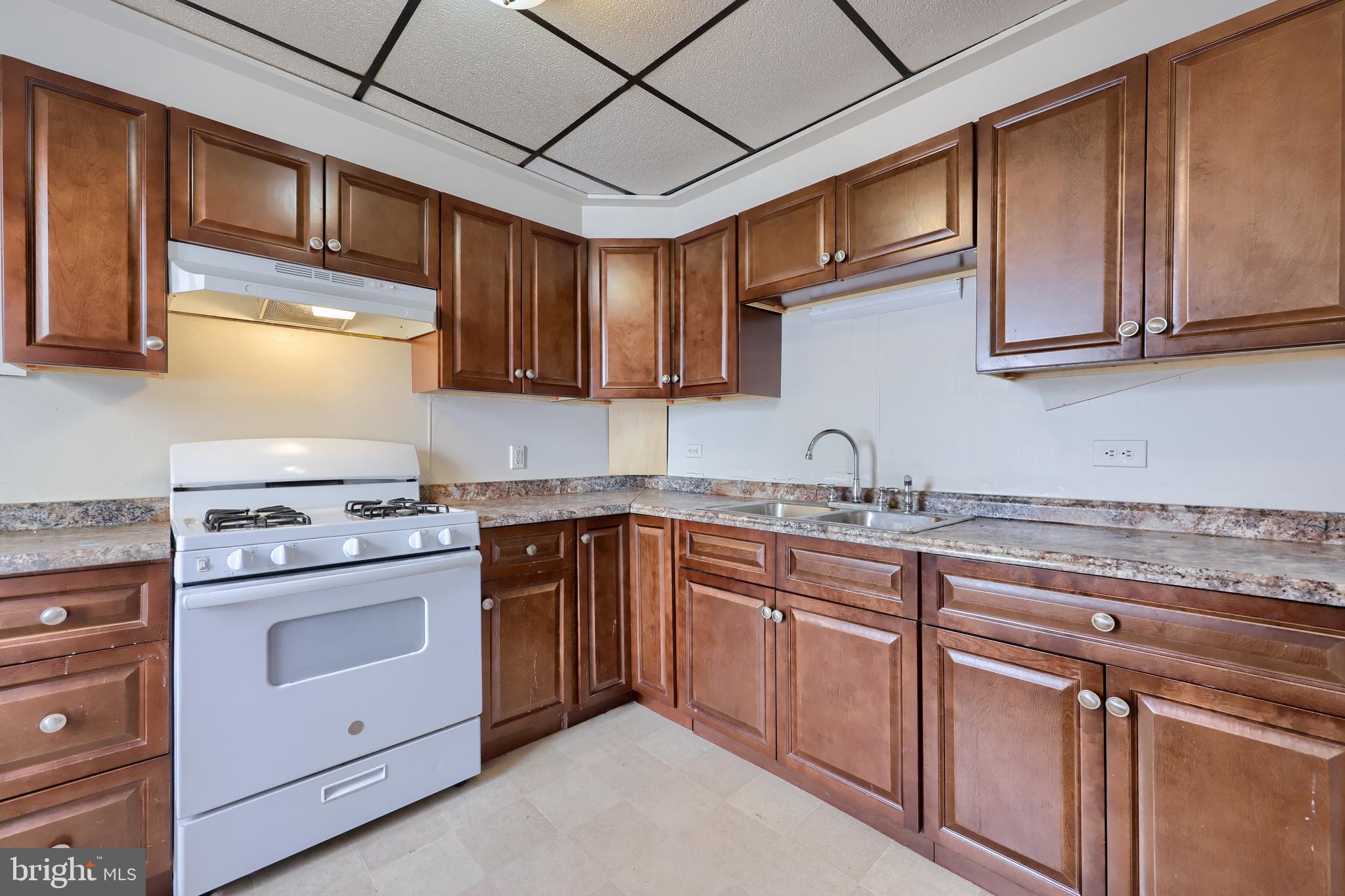 606 High Street Lancaster, PA 17603 - Photo 15 of 29