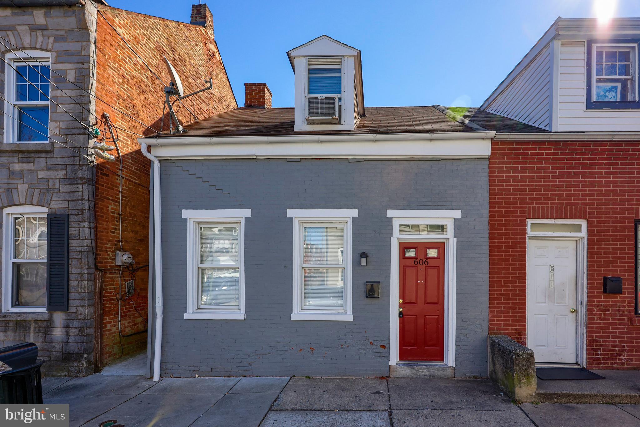 606 High Street Lancaster, PA 17603 - Photo 2 of 29