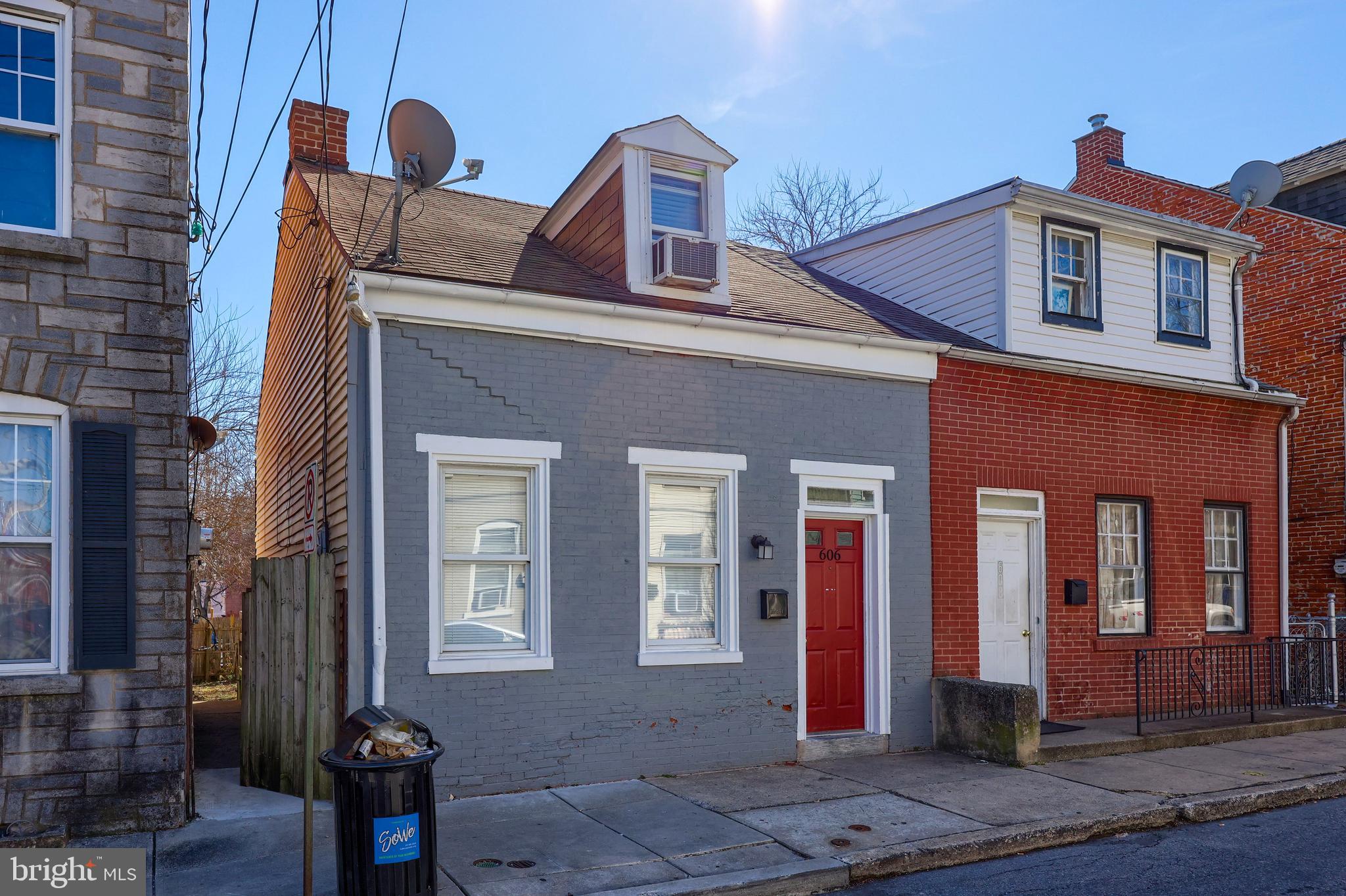 606 High Street Lancaster, PA 17603 - Photo 4 of 29