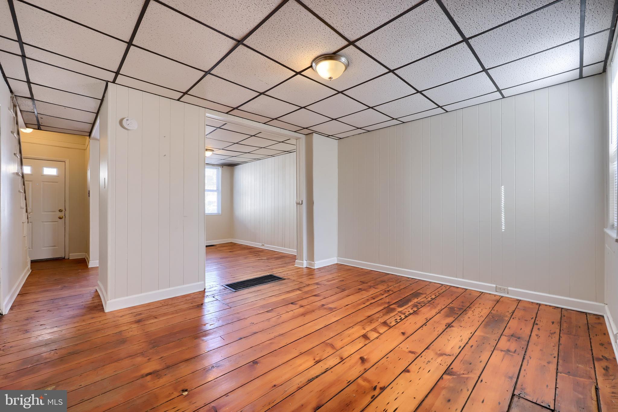 606 High Street Lancaster, PA 17603 - Photo 7 of 29