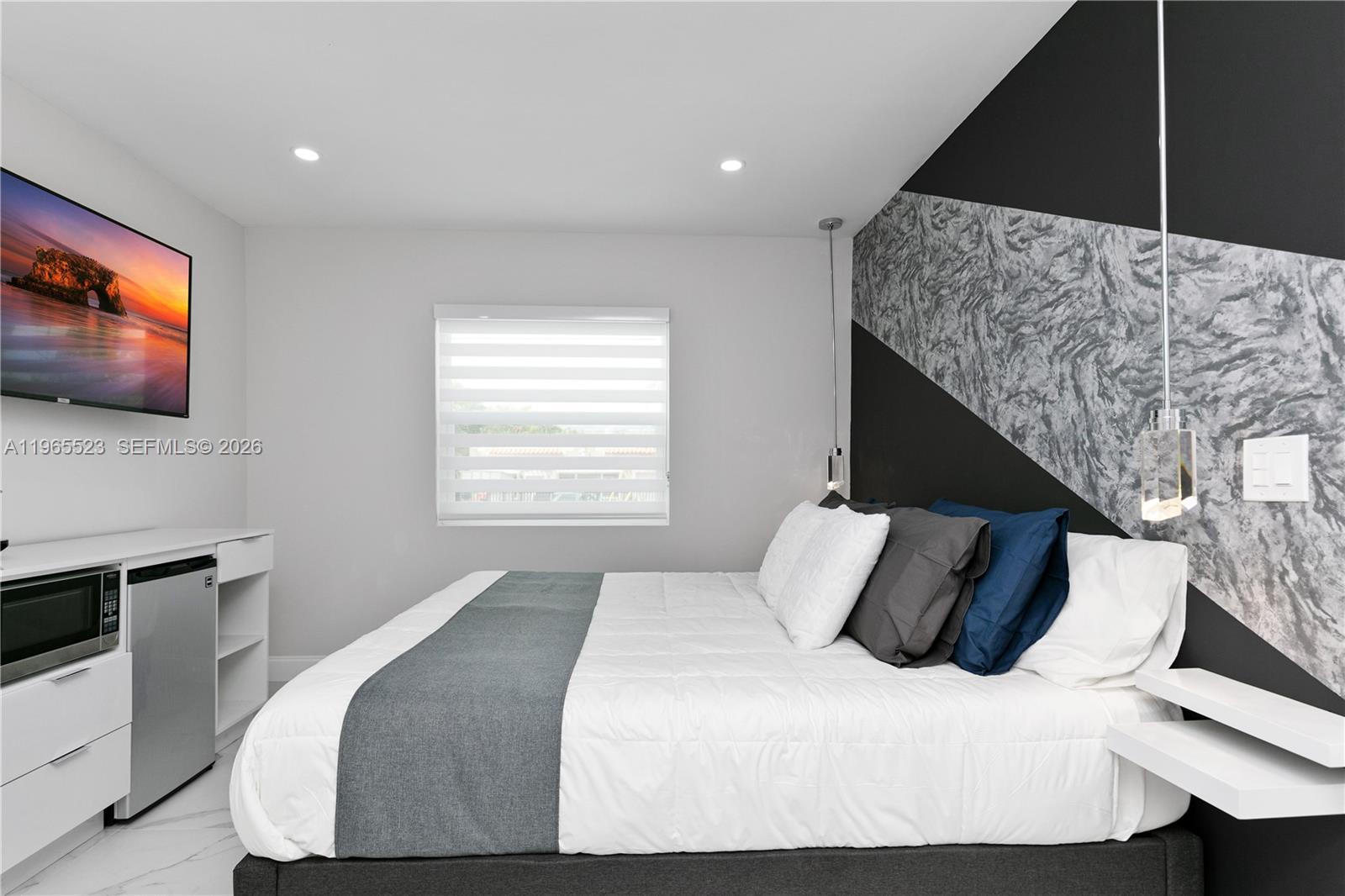 2376 Northwest 2nd Street Miami, FL 33125 - Photo 6 of 80