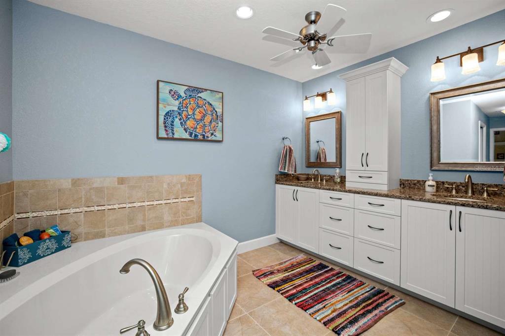 1217 Gorda Cay Lane Punta Gorda, FL 33950 - Photo 14 of 46