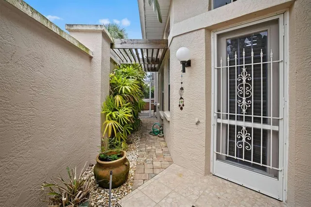 $485,000 | 1217 Gorda Cay Lane, Punta Gorda, FL 33950