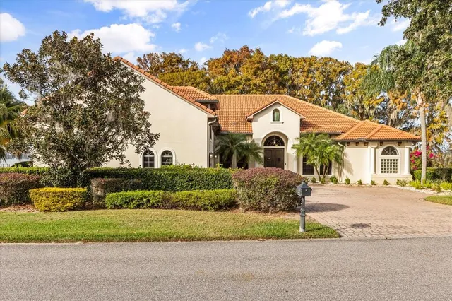 $1,500,000 | 30321 Island Club Drive, Tavares, FL 32778