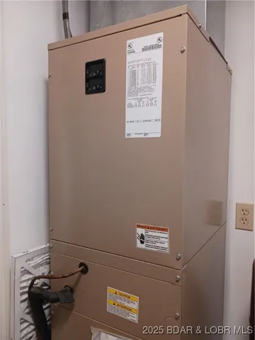 $208,000 | 23563 State Hwy TT, Versailles, MO 65084