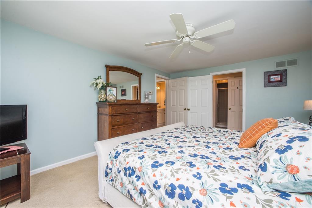 736 Scrubgrass Road Pittsburgh, PA 15243 - Photo 14 of 25 Gallery Image 14