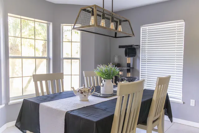 $285,000 | 213 West Boulevard, Sebring, FL 33870