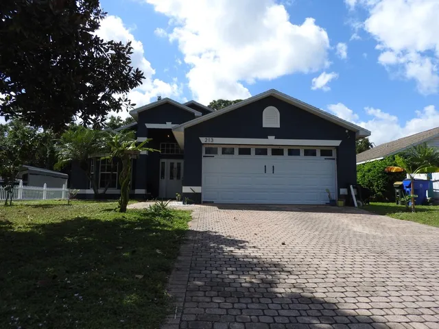 $279,000 | 213 West Boulevard, Sebring, FL 33870