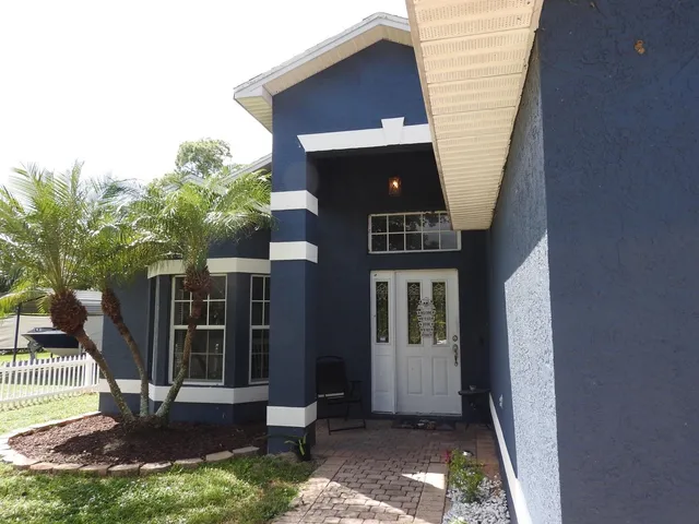 $279,000 | 213 West Boulevard, Sebring, FL 33870