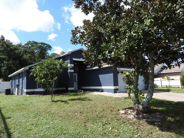 $279,000 | 213 West Boulevard, Sebring, FL 33870