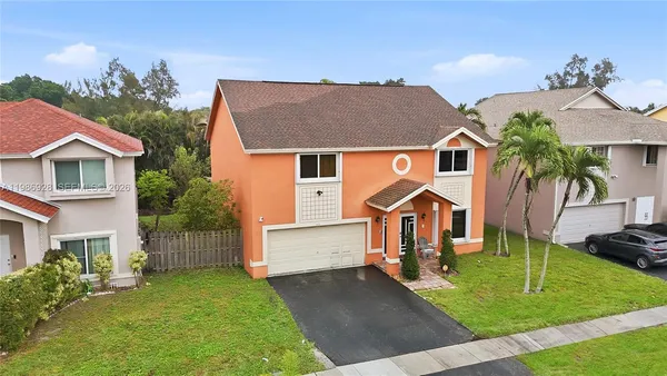 front view of house with a yard