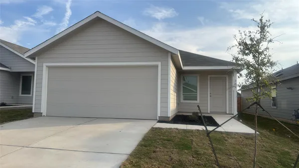 $1,995 | 208 Skyfire Street, Hutto, TX 78634