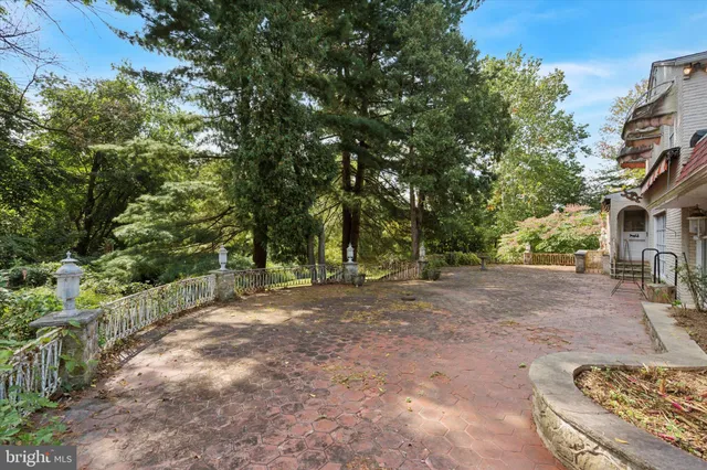 $999,999 | 341 Cedar Road, Elkins Park, PA 19027