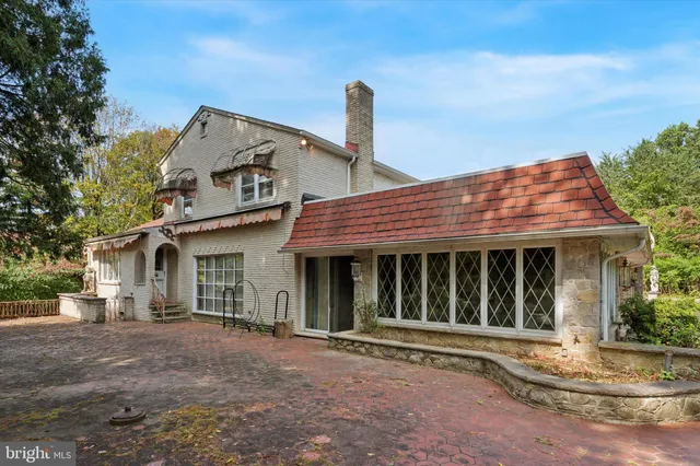 $999,999 | 341 Cedar Road, Elkins Park, PA 19027