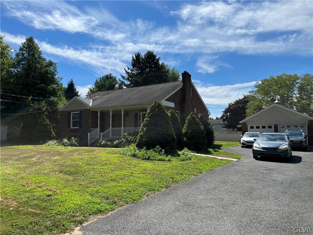 662 East Macada Road Bethlehem, PA 18017 - Photo 4 of 21 Gallery Image 4