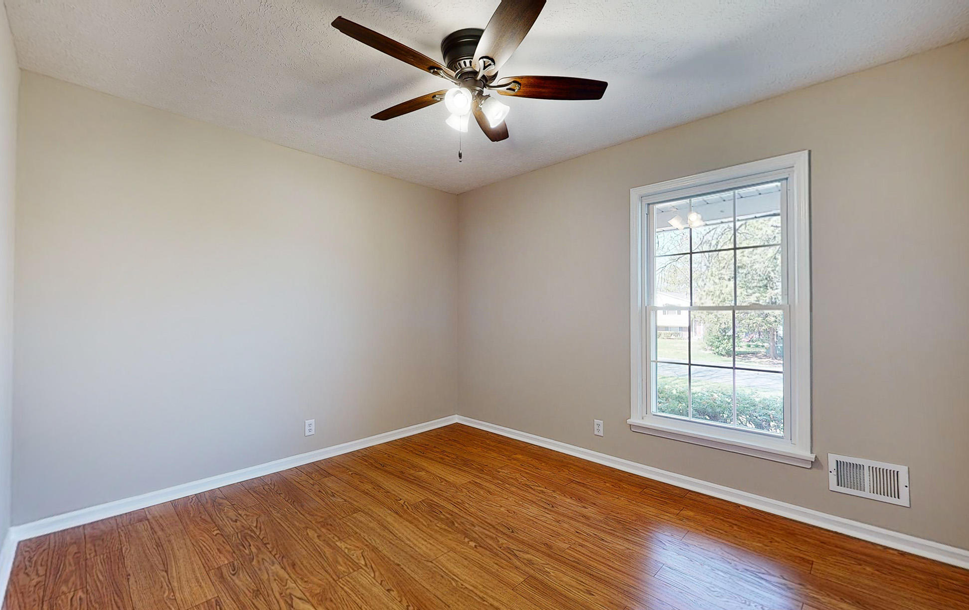 5505 Cumnock Road Louisville, KY 40291 - Photo 26 of 61 5505-Cumnock-Rd-20210408-028