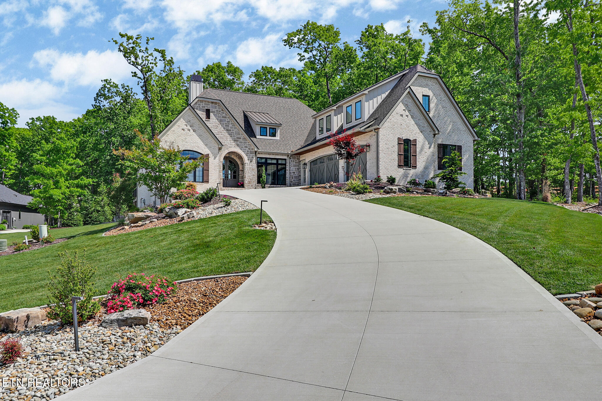 154 Chestnut Ridge Lane Crossville, TN 38558 - Photo 3 of 43 154 Chestnut Ridge Lane